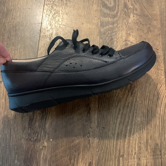 Hush puppies  NWOT Black size 9.5 Full grain leather uppers - Picture 10 of 12